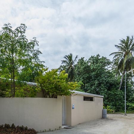 Surf Trip Maldives Hotel Thulusdhoo ภายนอก รูปภาพ