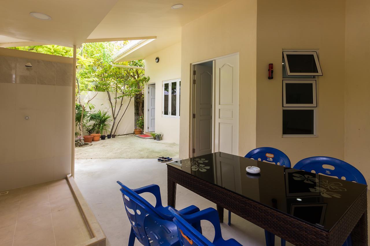 Surf Trip Maldives Hotel Thulusdhoo ภายนอก รูปภาพ